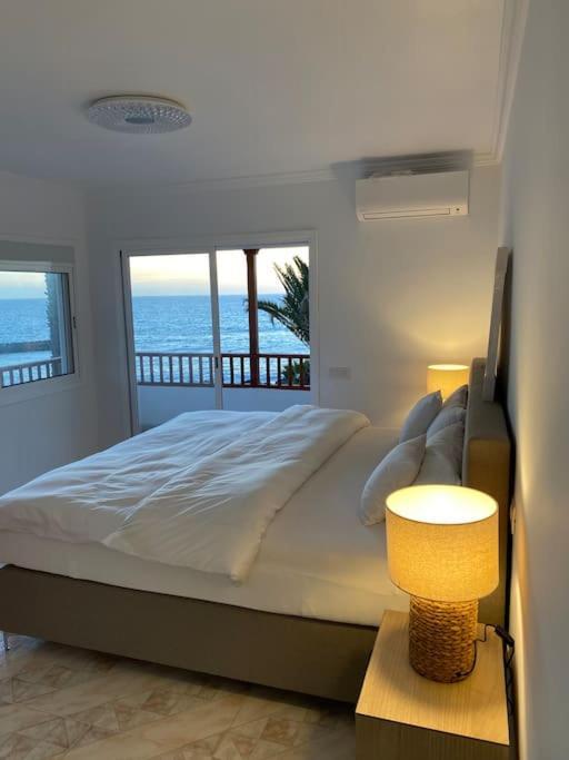 Villa Tranquila, Playa Del Duque Адехе Экстерьер фото